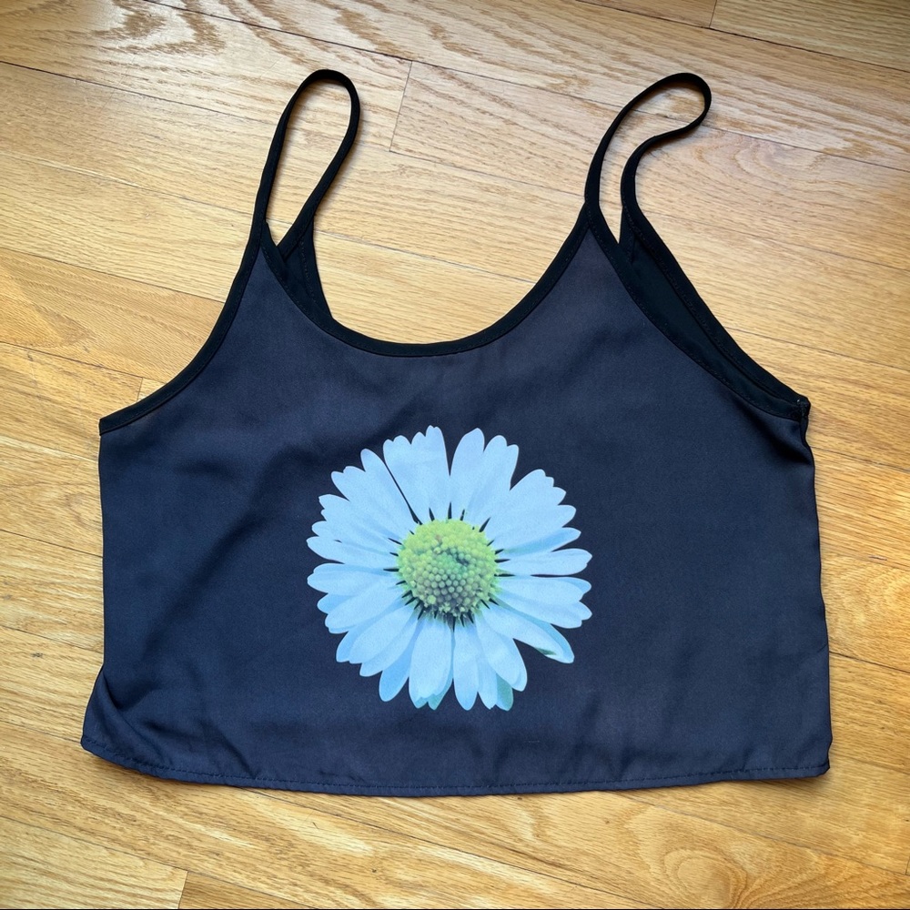 Black daisy crop top